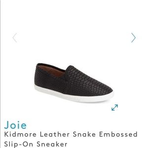 Joie slip on sneaker